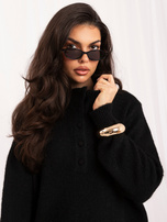 Czarny damski sweter oversize z puszystej dzianiny