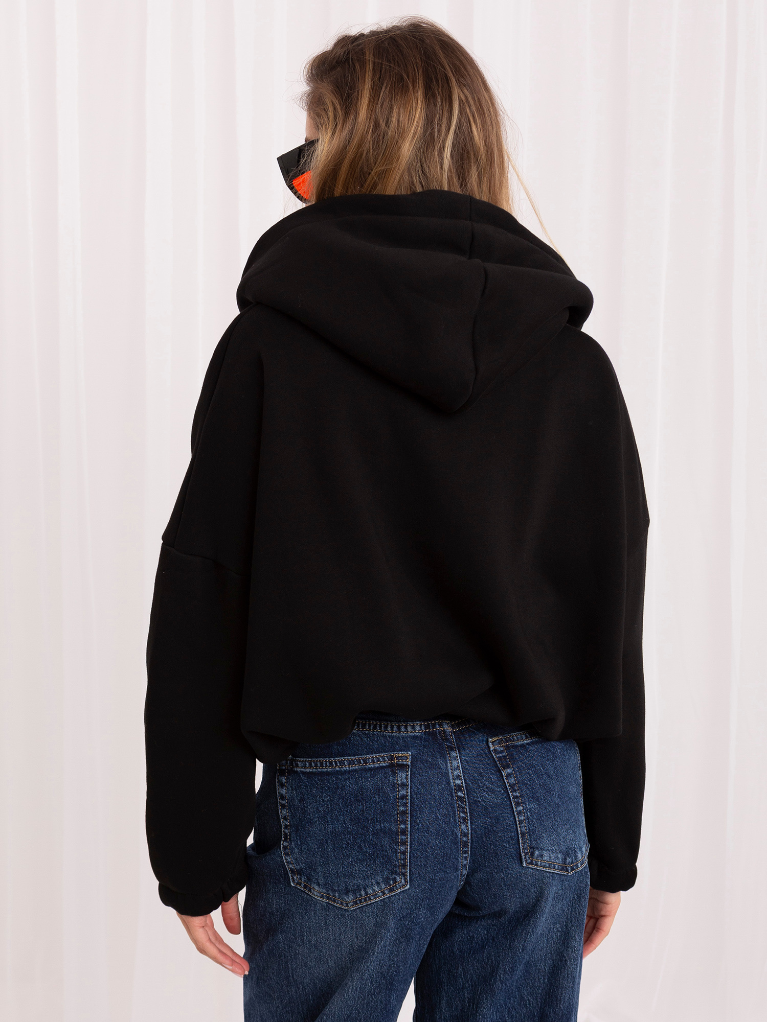 Czarna bluza z haftem Michelle RUE PARIS 