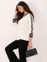 Ecru-czarny damski sweter oversize z dekoltem V